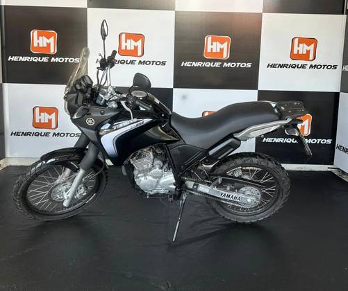 YAMAHA XTZ 250 TÉNÉRÉ YAMAHA XTZ 250 TÉNÉRÉ